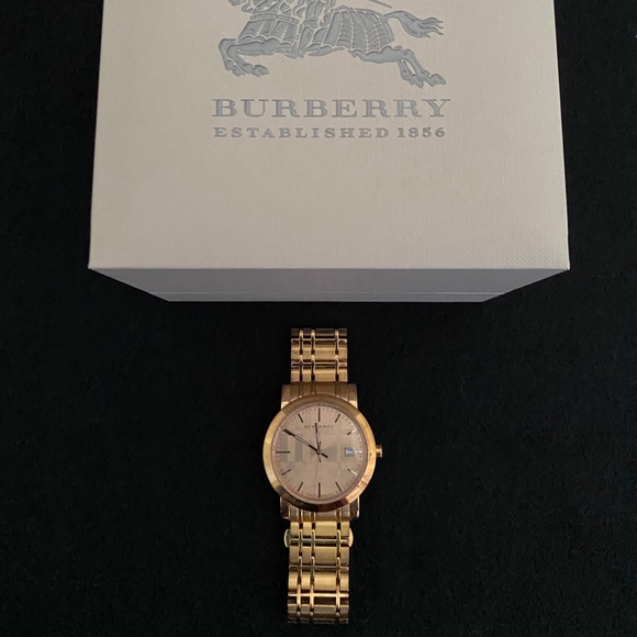 Burberry, BU1864 rose gold check bracelet watch - Picture 6 of 8